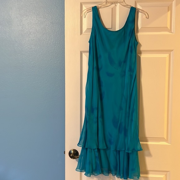 Cattiva New York 100% Silk Lined Blue Floral Dress With Matching Shawl - Picture 3 of 13